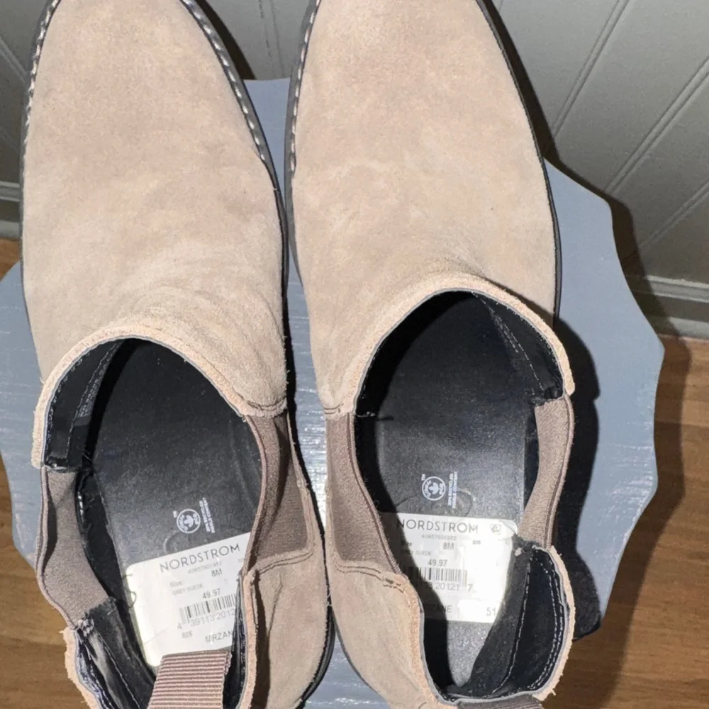 Nordstrom Men's MRZane Suede slip‎ on boots size 8